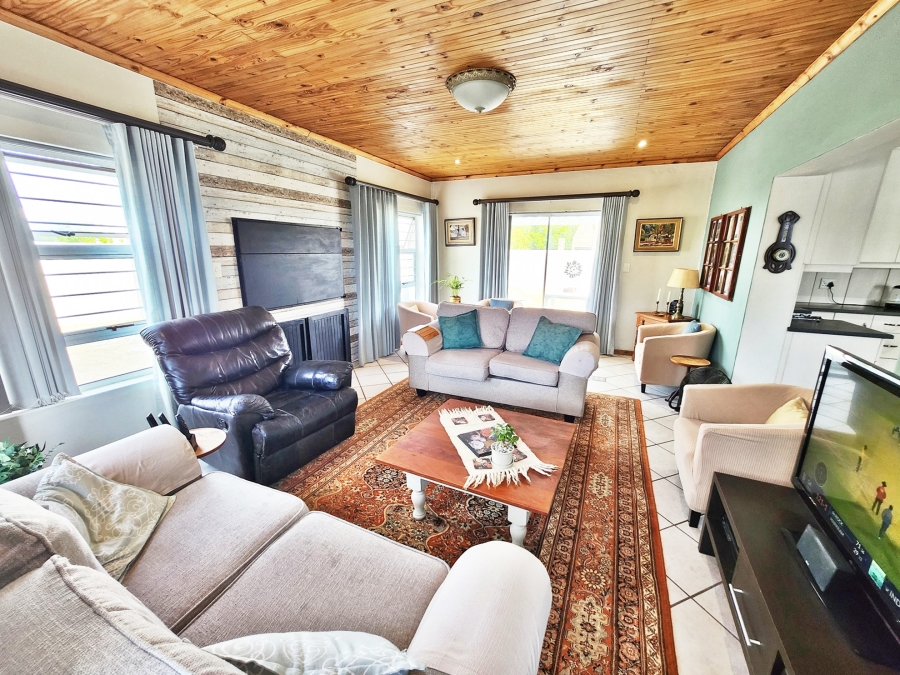 3 Bedroom Property for Sale in Struisbaai Western Cape